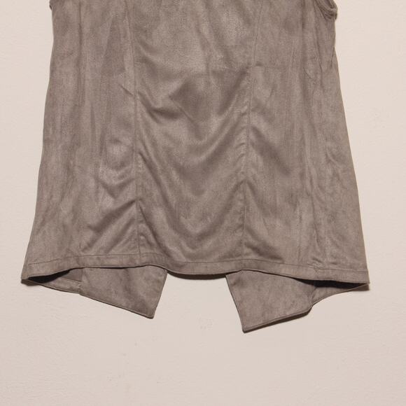 Romeo & Juliet Couture Faux Suede Vest Size Small - Picture 6 of 7